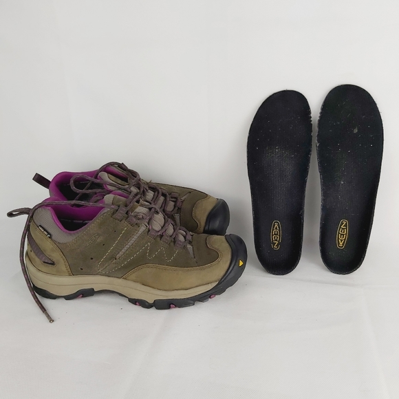 KEEN hiking walking shoes size 7.5" - Picture 9 of 14